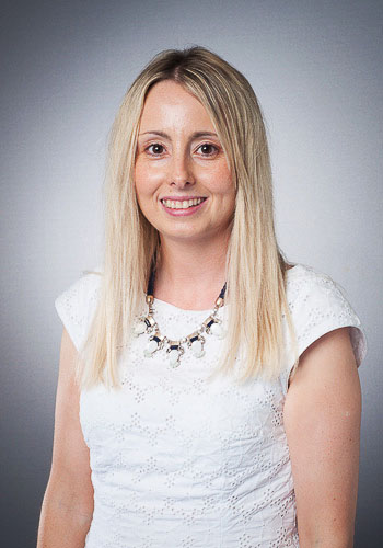Miss Tracey Pendle